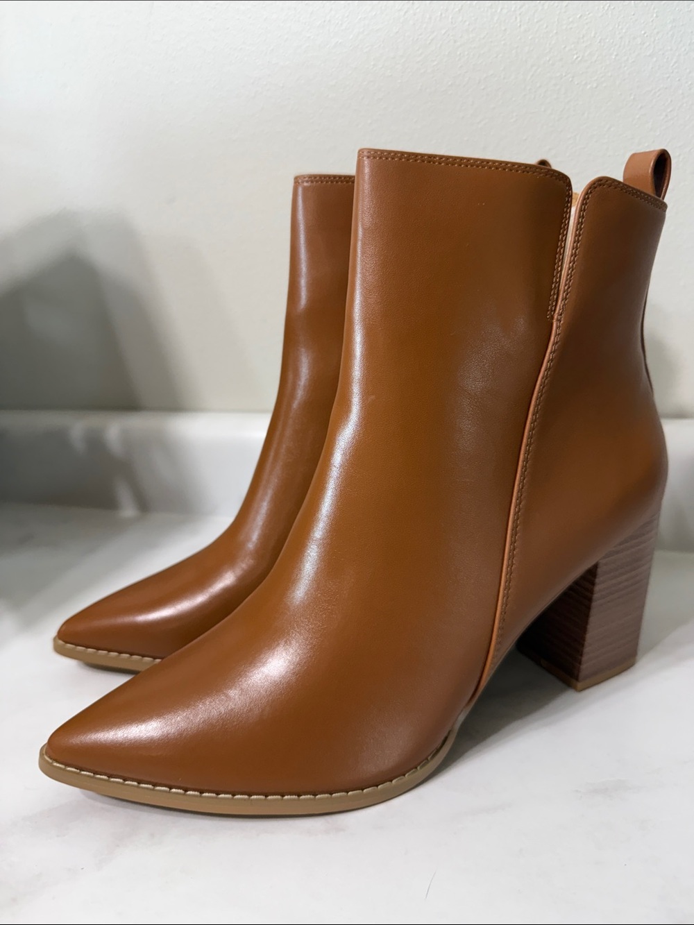 Pointed-Toe Leather Ankle Booties - Chestnut